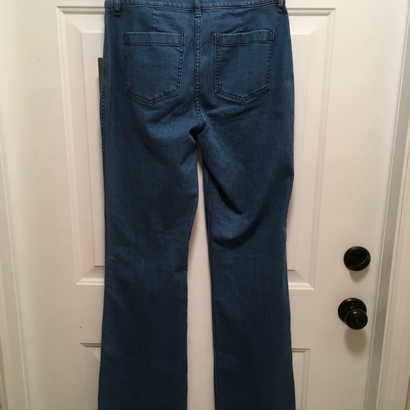 Vince Camuto Jean Pants - Picture 7 of 8